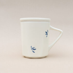 Blue Orchid Ceramic Tea Infuser Mug with Lid inteaviva
