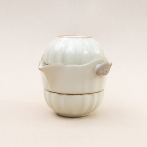 Porcelain Teapot Set with Infuser - Fish Lid, Lucky Cloud Handle & 2 Cups Inteaviva